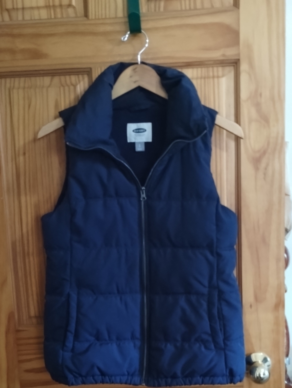 Old Navy Navy Puffer Vest